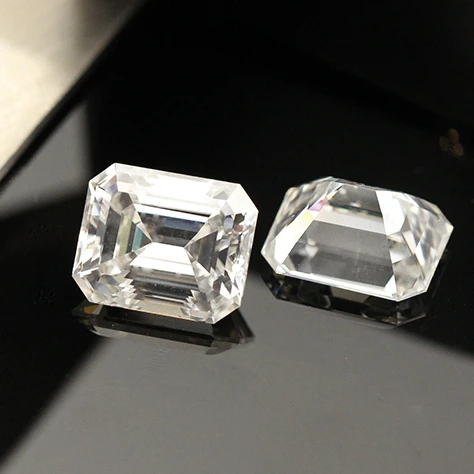 

Yuying Gems DEF White VVS Moissanite Loose Gemstone High Quality Loose Diamond 1.0ct Emerald Cut Moissanite