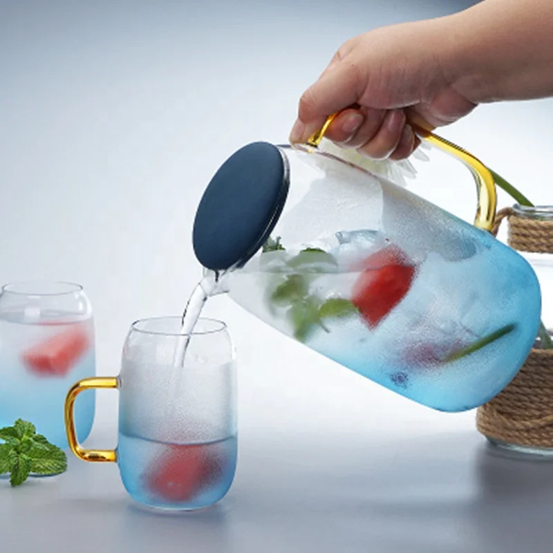 Hot Sale glass cold water pitcher with two cups set and glass jug with silicone lid