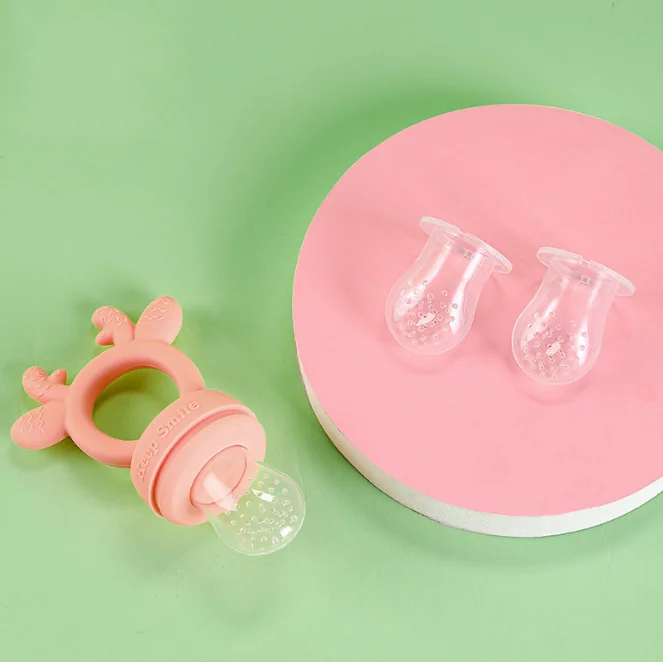 

Factory New Design Food Grade Silicone Infant Nipple Food Fruit Soft Squeeze Feeder For Babies