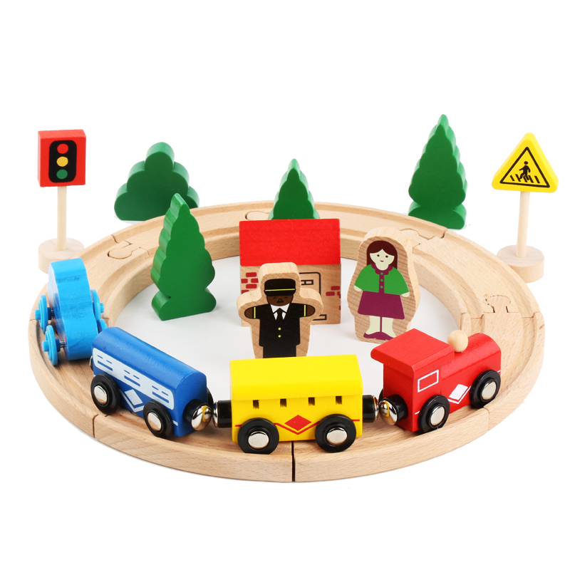 

Hot Sale 32 PCS Wooden Toy Train Set for Children