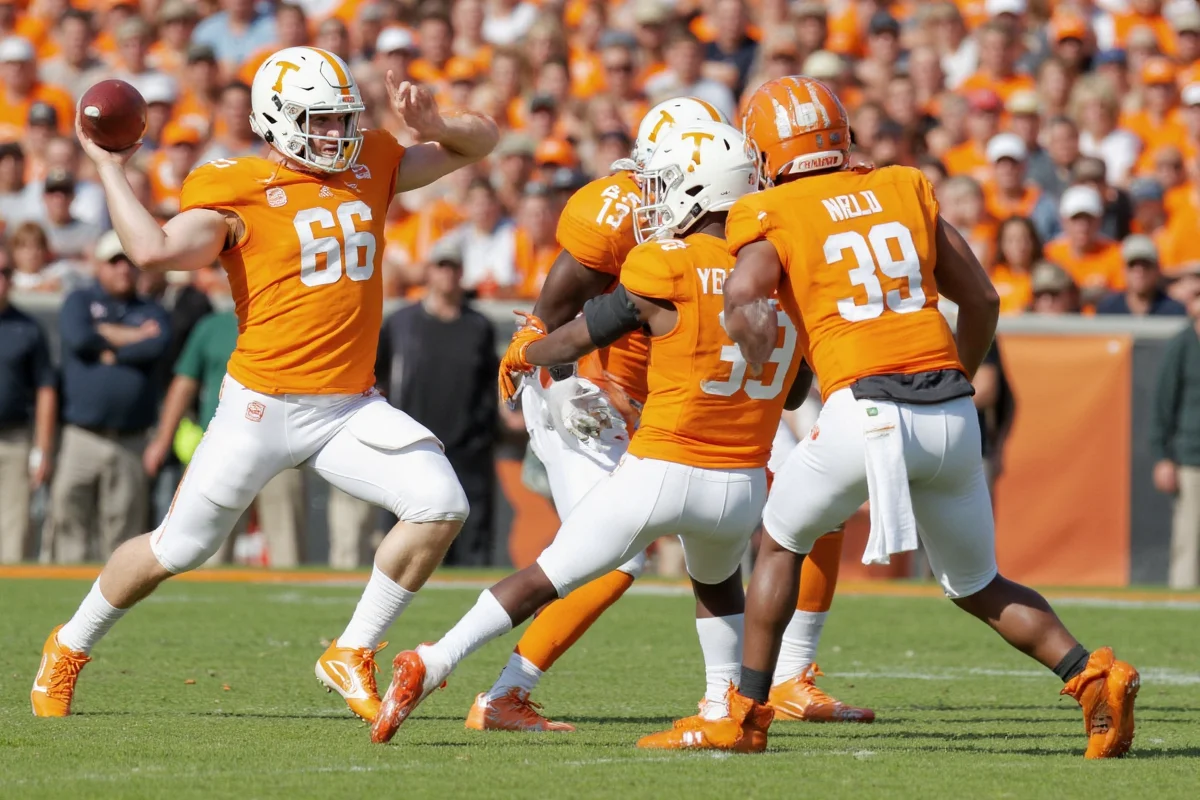 what time does tennessee baseball play today