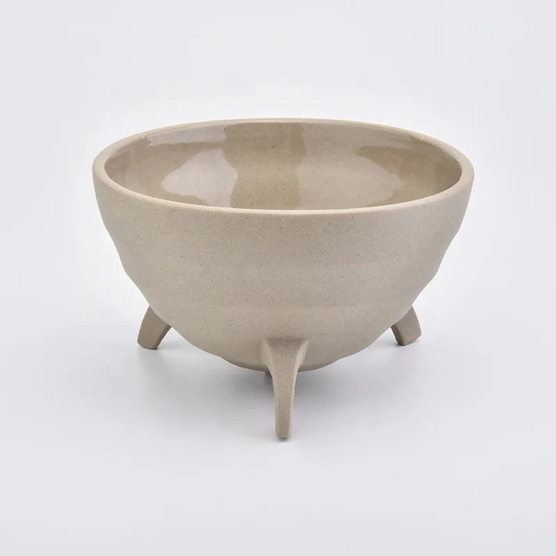 Vintage matte ceramic candle containers pillar votive scented candle holders with three footholds home decoration wholesale