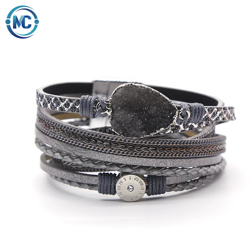 

Manufacturers wholesale new women's bracelet fashion personalized leather bracelet magnet clasp bracelet fashion, Multicolor