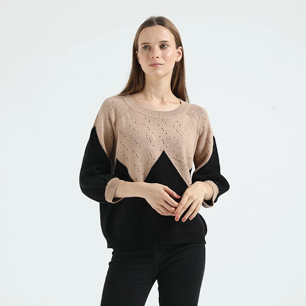 

New Arrivals Factory OEM ODM Autumn Winter Pullover Contrast Color Stylish Long Sleeve Designed Woman Plus Sweater, Customized color