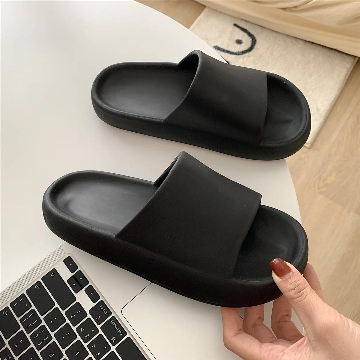 

Japanese fashion style new arrival 2020 summer simple sandal girl indoor home outdoor two use platform EVA light boy slides, 6 colors