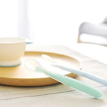 silicone baby spoon 3.jpg