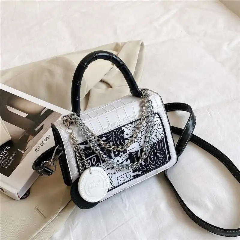

2021 new design paisley crocodile chains shoulder bags women handbags lady trending fashion pu leather fall purses and handbags, Black
