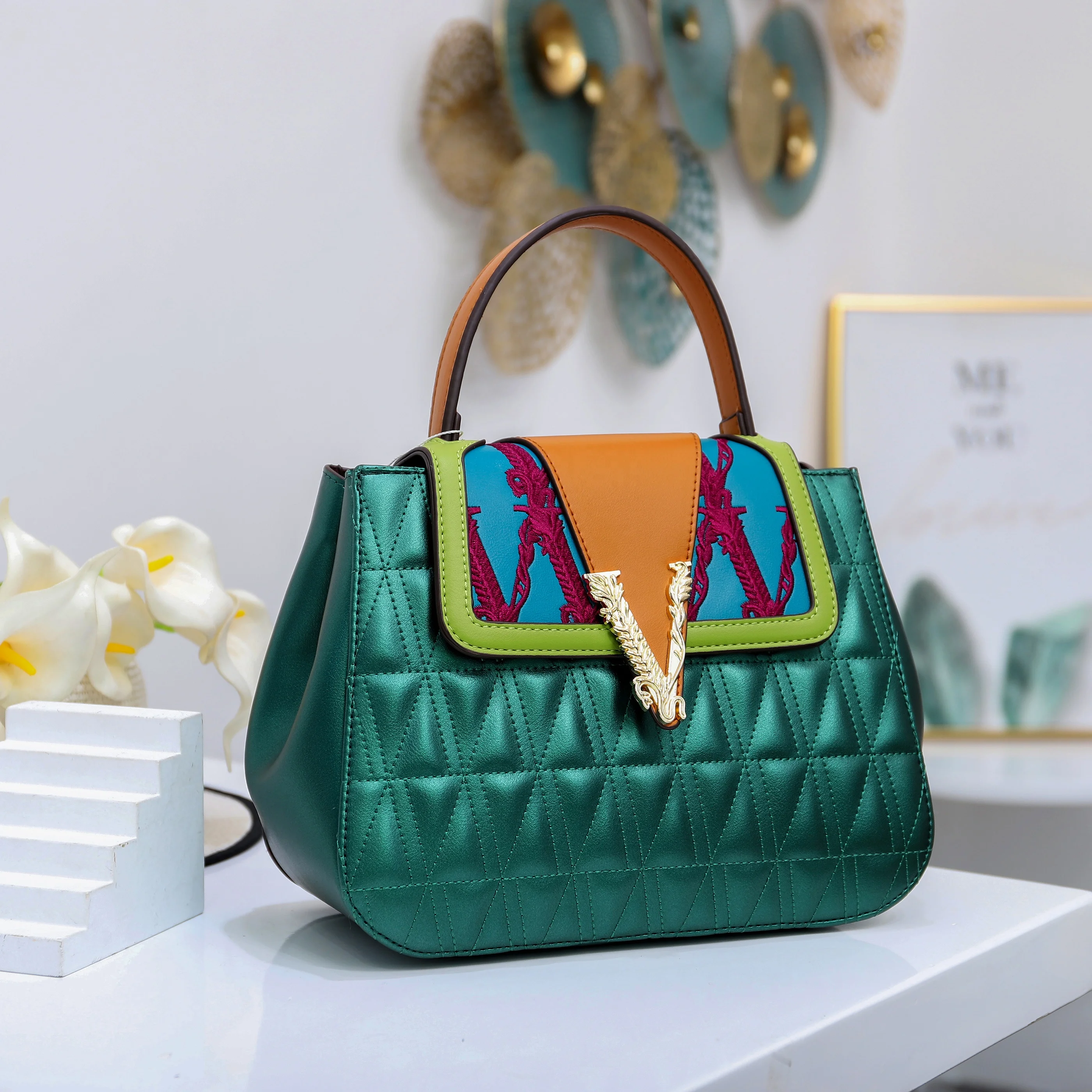 

2021 fashion handbags hot selling textures ladies bags embroidery luxury designer bags for women factory wholesale high quality