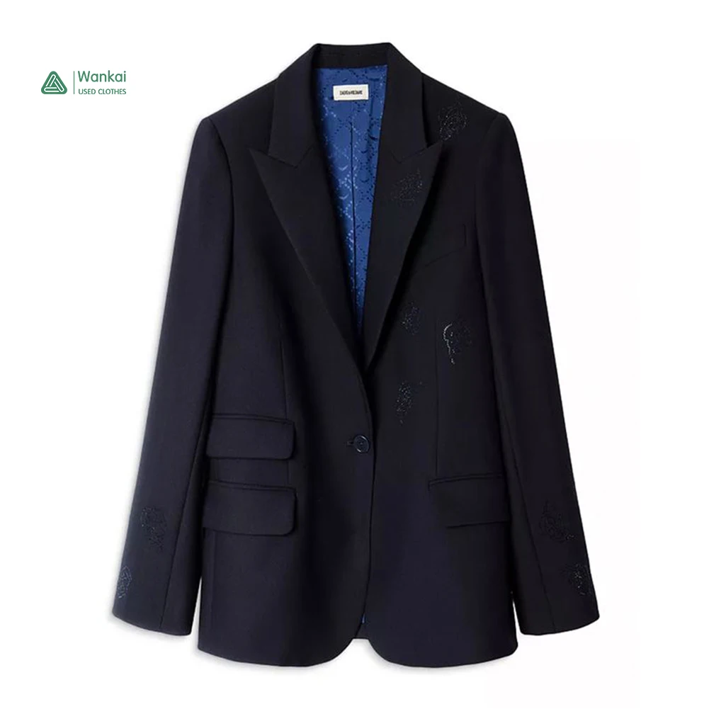 

The Weight Of The Mixed Package Is From 45 Kg To 100 Kg, A Grade Used Clothing Bales Men Suit, Mixed color
