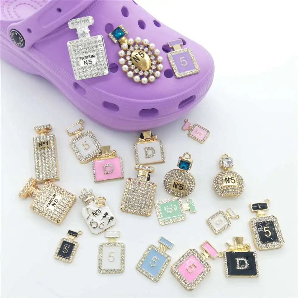 

Fashion Hole Shoe Accessories Pearl Rhinestone Shoes Flower Charms Buckle Removable Decoration