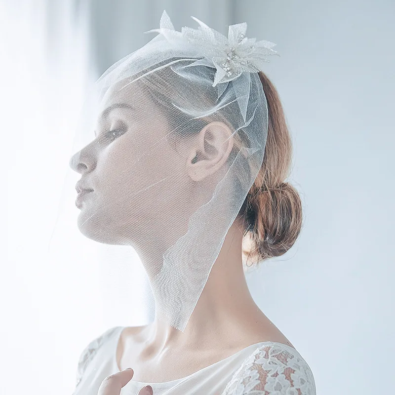 优雅的婚礼面纱手工发夹新娘鸟笼面纱的晚会 - buy birdcage veil