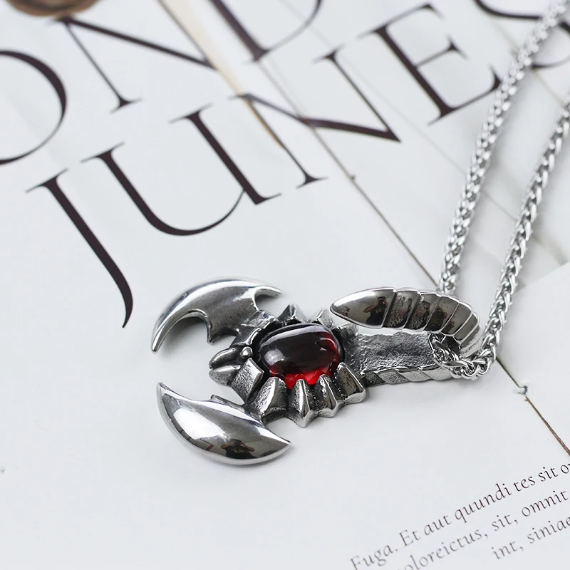 

Scorpion Shape Design 15mm Stone Stainless Steel Pendant for Men