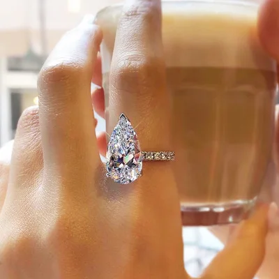 

Luxury Wedding Jewelry Big Diamond Rings Silver Plated Full Iced Crystal Rhinestone Large Water Drop Shape Zirconia Rings