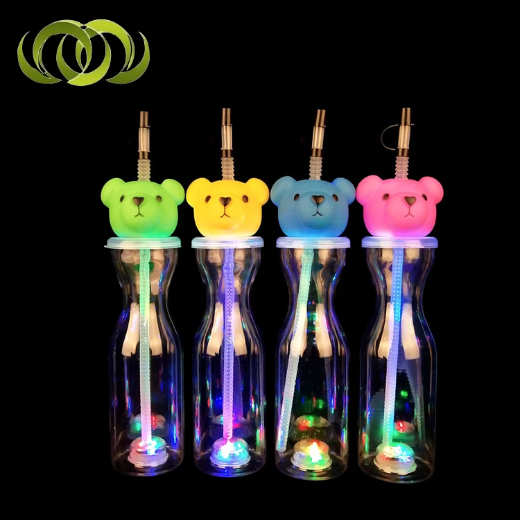 

Eco-friendly Led Flashing Straw Flamingo Party Cup Plastic Margarita Yard Cups, Red green blue