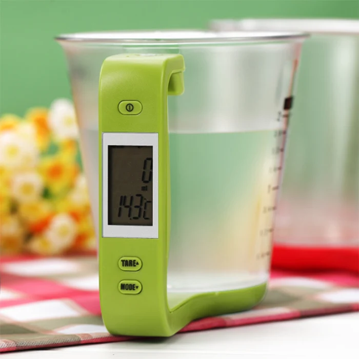 электронный стакан. мерный стакан с весами. весы кухонные cups. электронный стакан. чашка с дисплеем.