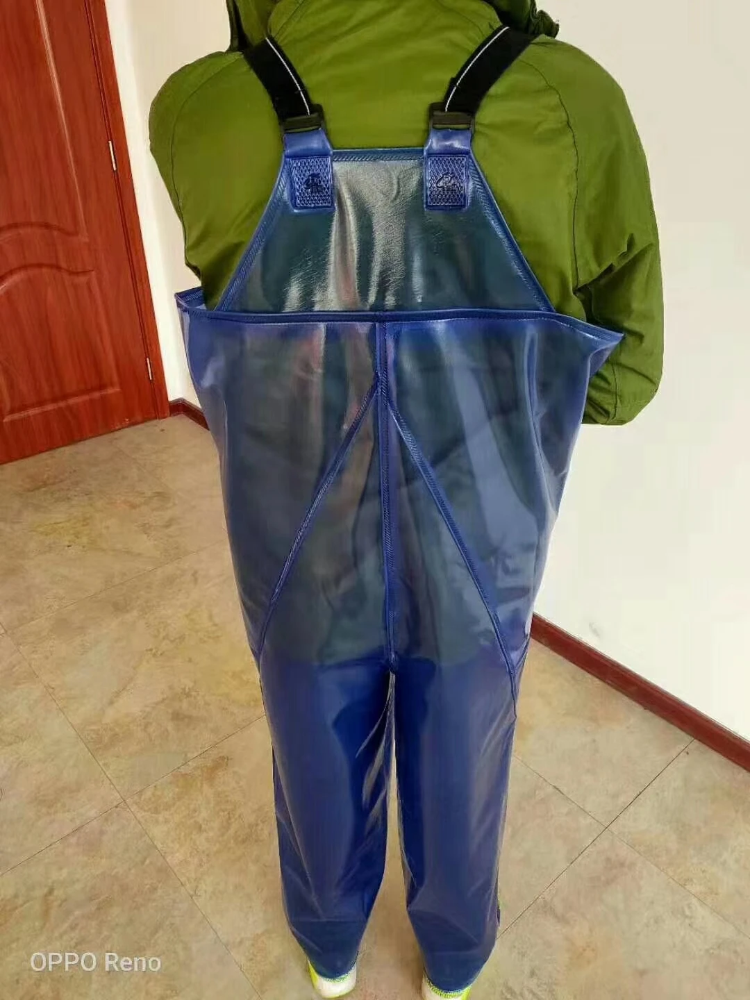 fishing rainwear 1.jpg