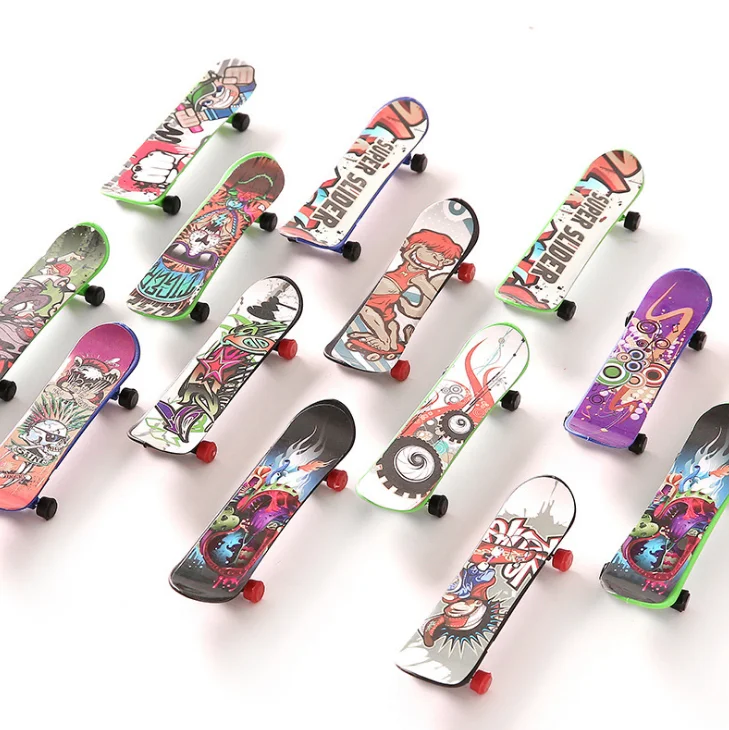 

Custom Mini Hip-Hop Professional Maple Graffiti Wood FingerBoard Mini Finger Skateboard