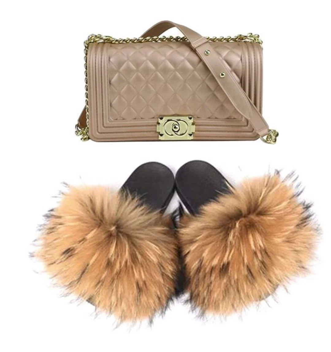 

New Design PVC Sole Multi Colors Rainbow Block Fox Fur Slippers Natural Color Raccoon Fur Slides with Purse for Girls, Custom color,rainbow,block,mixed color,hot pink,natural raccoon, etc.