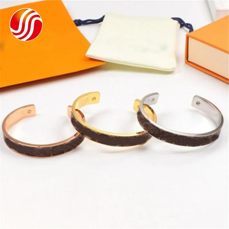 

INS Fashion Letter Printed Couple Lovely Charm Open Pattern Bangles Beach Jewelry