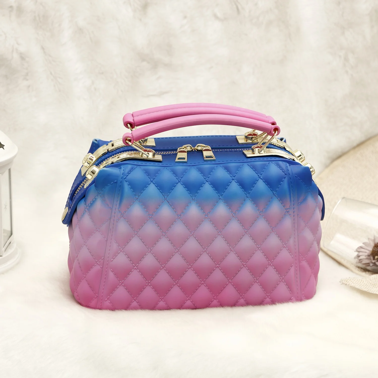 

Hot sale pvc frosted messenger bag 2020 ladies handbag messenger bag gradient painted rainbow jelly bag