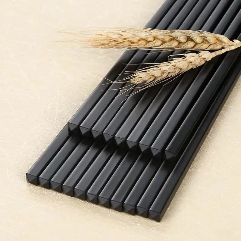 

Wholesale Anti-slip Reusable Heat Resistant Chinese 10 Pairs Alloy Flatware Chopsticks Sets for Home Restaurant, Black