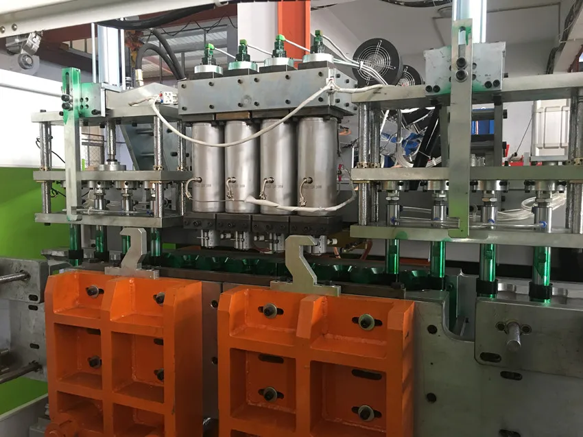 
Fully Automatic 5L 10Liter PP PE HDPE Plastic Bottle Jerry Can Extrusion Blowing Molding Machine 