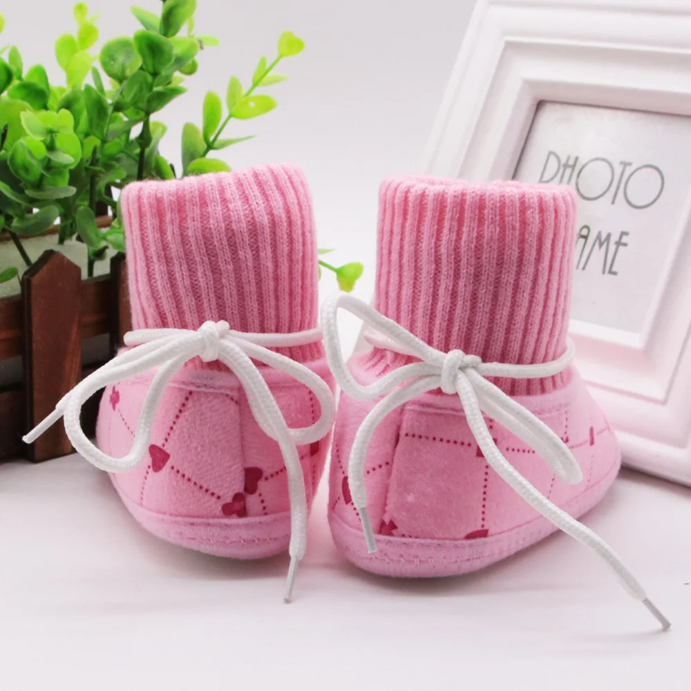 
Superior Girl Footwear Baby Knitted Newborn Handmade Soft Fur Warm Shoes Crochet Durable Winter Boots for infants 