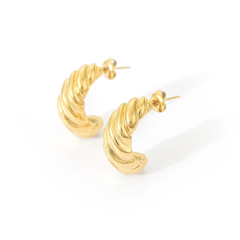 

Popular Statement 18K Gold Plated C Shaped Stainless Steel Croissant Twisted Stud Earrings For Women