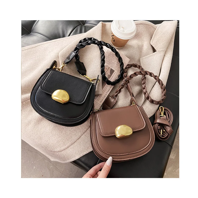 

2021 Winter Solid Color Underarm Purses Ins Hot Vintage Half Moon Saddle Bags Women High Quality Fashion Crossbody Handbags Sac, Customized color