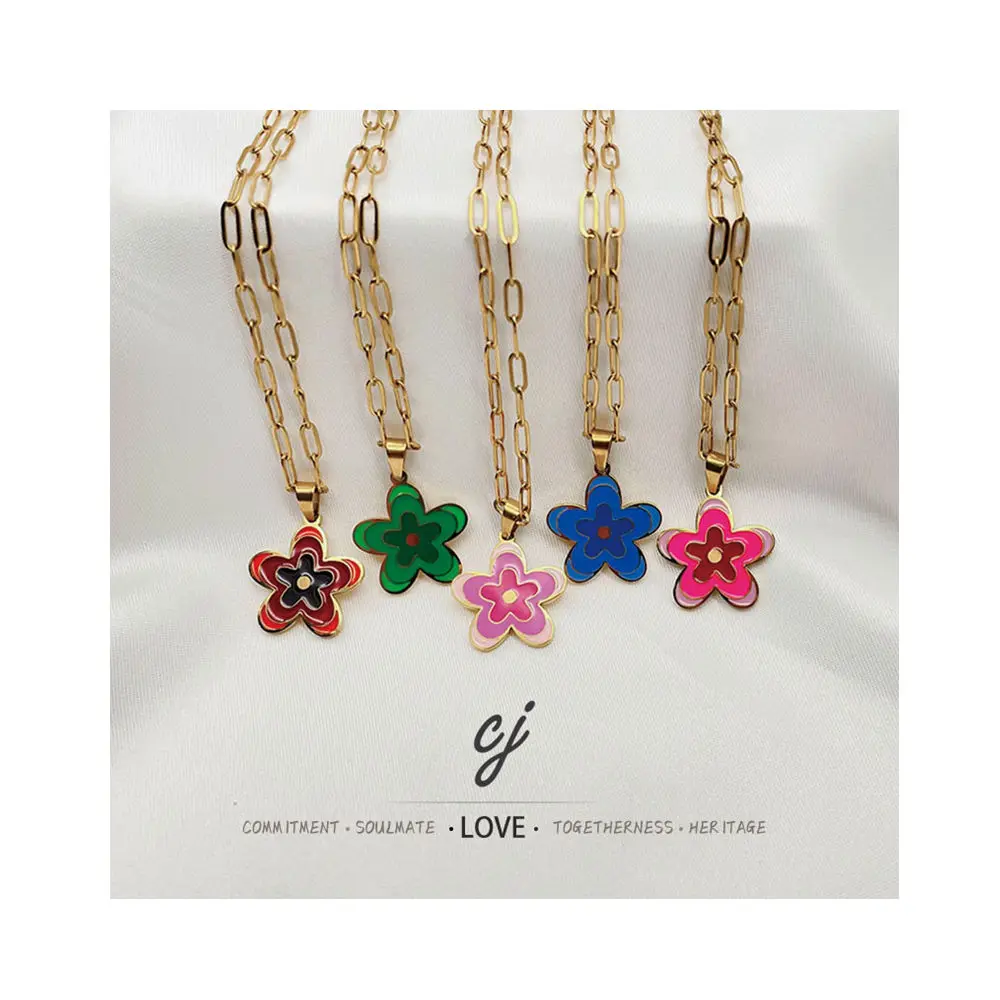 Carline Fashion Stainless Steel Jewelry Flowers Pendant Necklace Essential Oil Pendant Necklace for Women Party