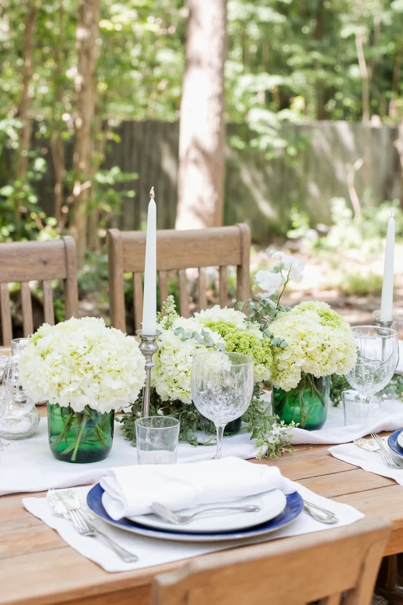 Bright summer table with tropical centerpieces
