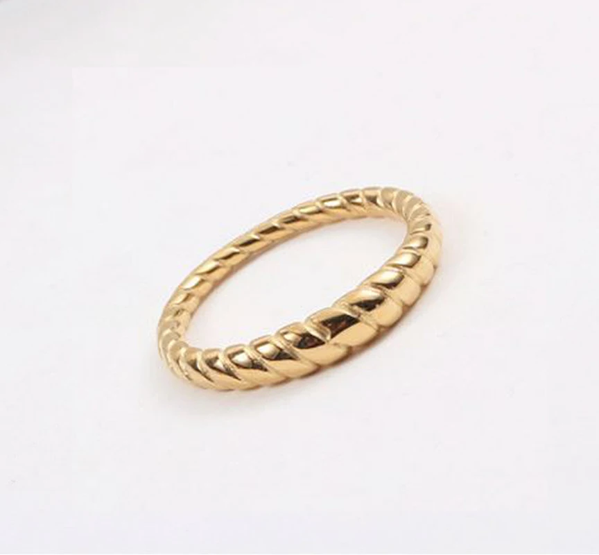 

18K PVD Gold Plated Croissant Rings for Women Stainless Steel Jewelry 2021
