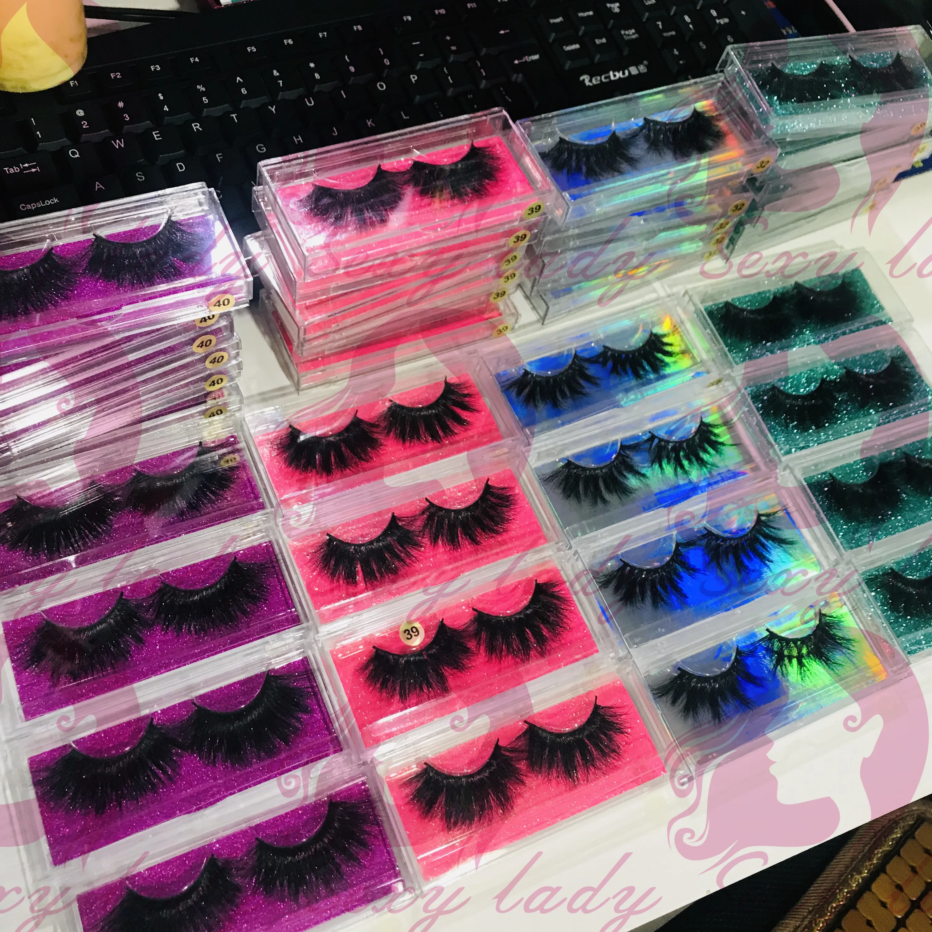 

Free Lash Sample wholesale 3D Mink lashes 25mm Mink eyelashes with Custom Private Label