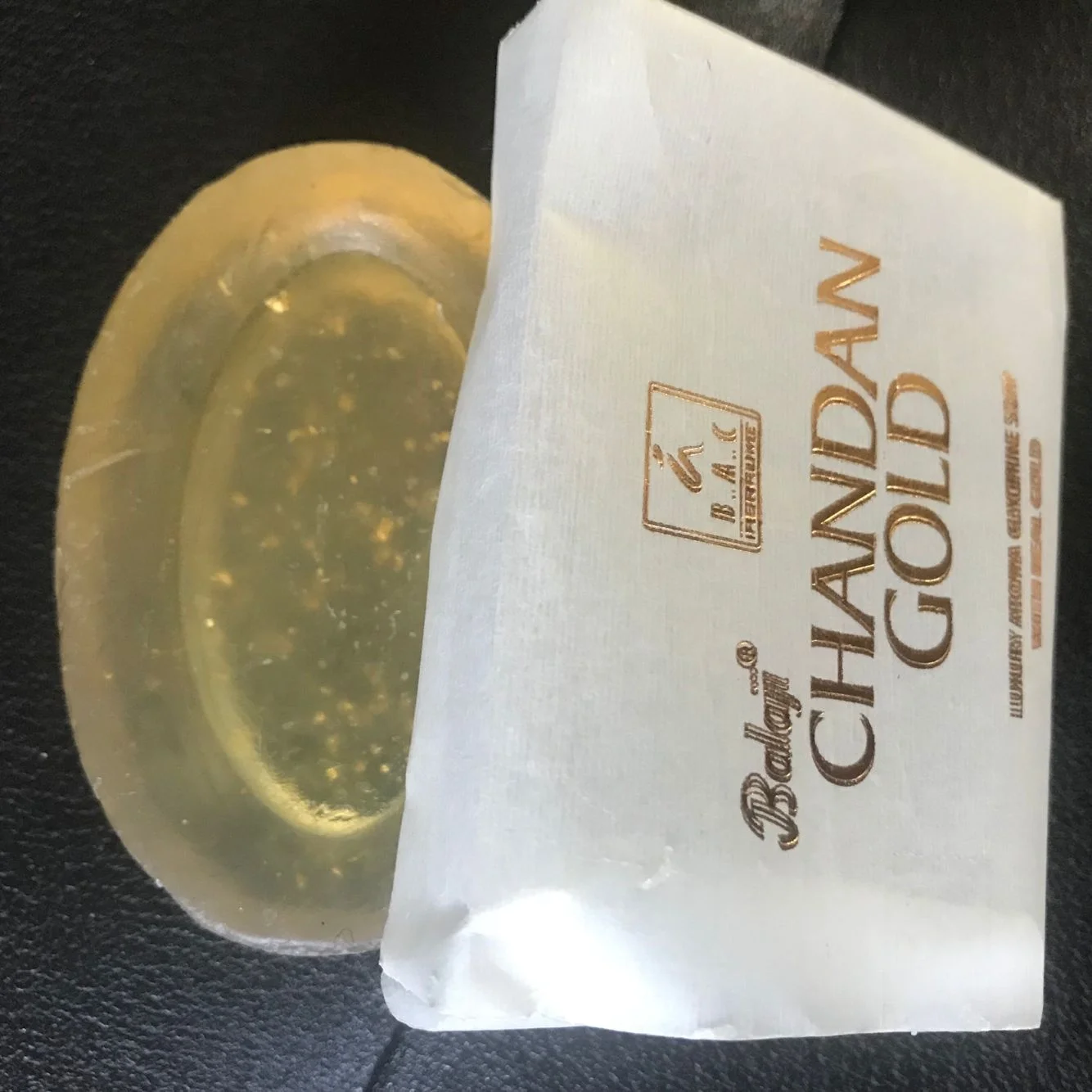 
Natural Whitening Nourishing Collagen Crystal 24K Gold Amino Acid Sandalwood Soap 