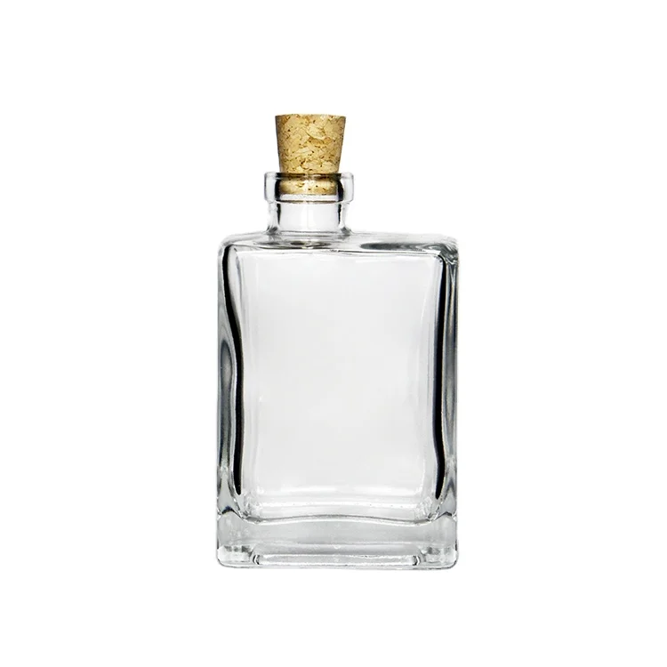 

200ml Rectangular Flint Glass Sake Beverage Glass Bottle with Cork Lid
