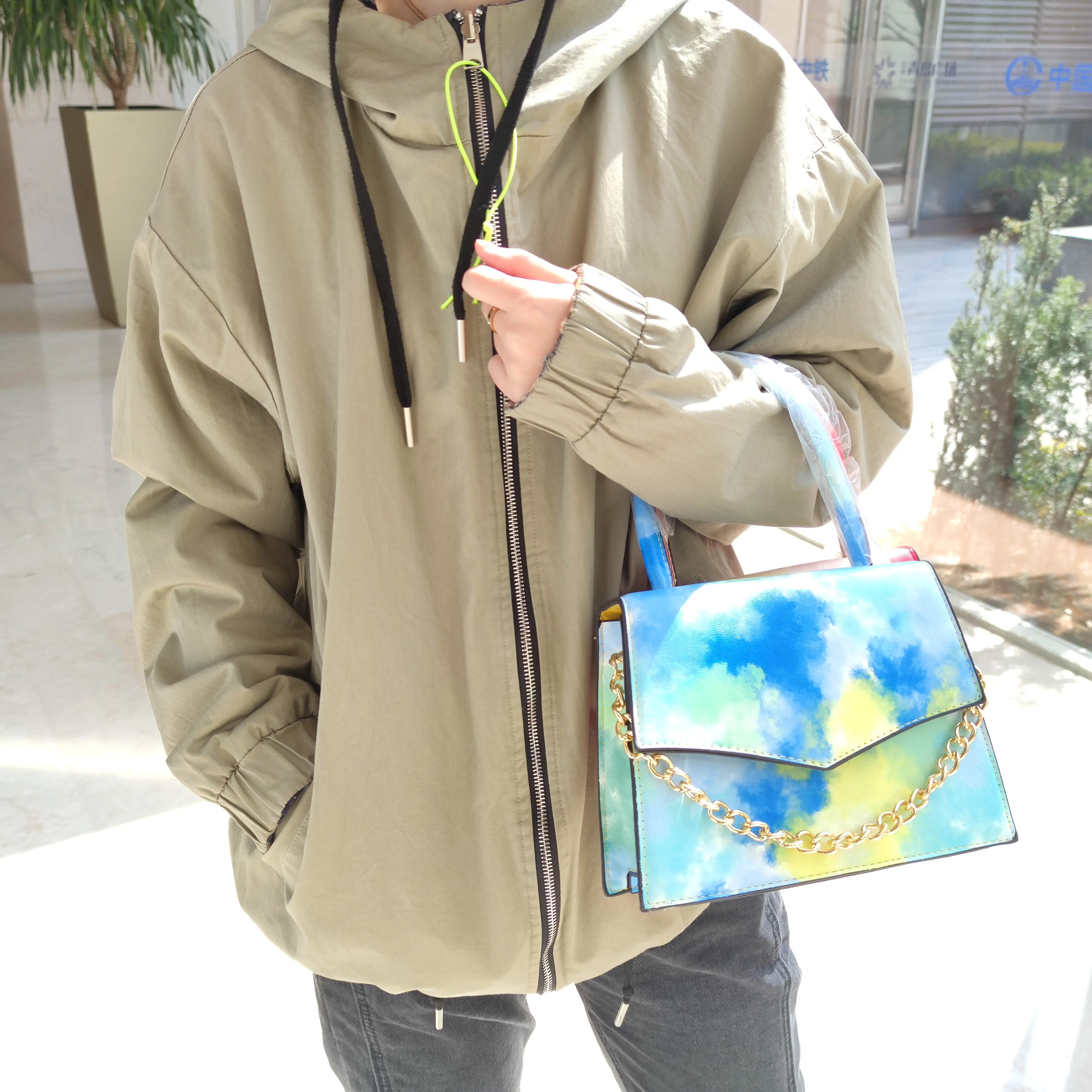 

summer new rainbow women bag colorful bag casual texture small square fashion gradient color messenger bag