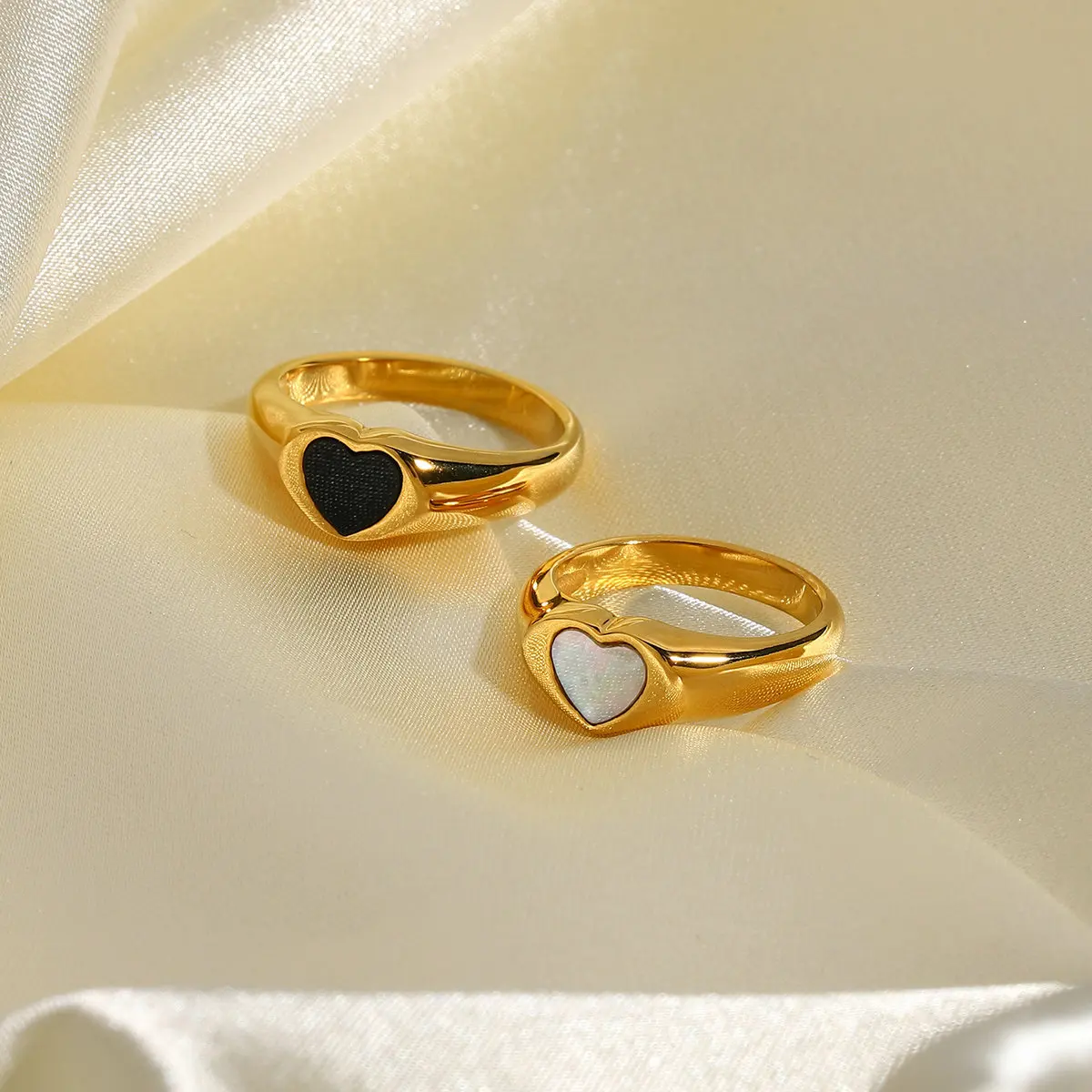 

black heart shaped ring 18K gold plated 316L stainless steel ring engagement ring diamond jewelry
