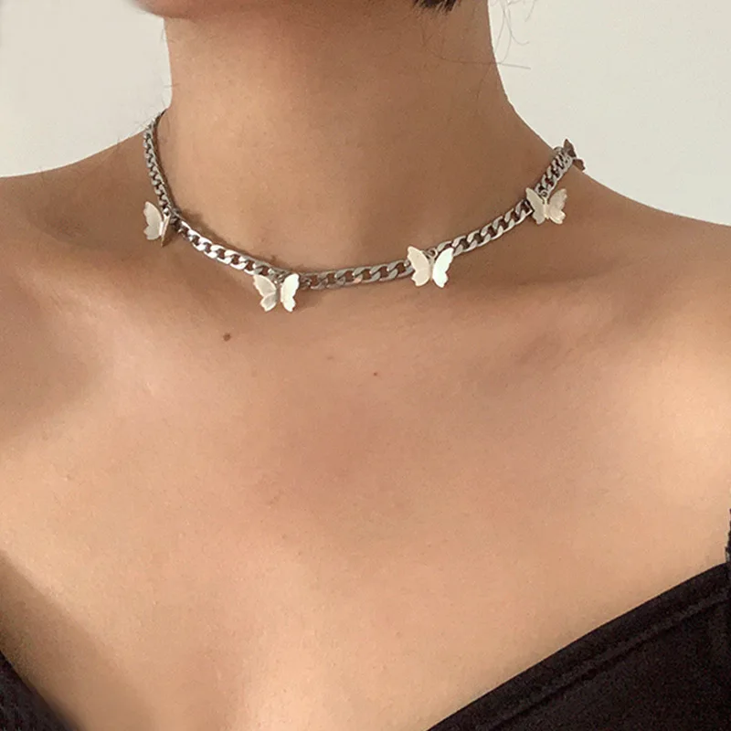 

Fashion Alloy Silver Cuban Chain Choker Necklace Simple Short Butterfly Necklace For Women Accessories Jewelry