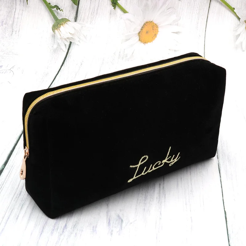 

Suede Velvet Custom Pouch Luxury Beauty Makeup Bag Zipper Closure Travel Professional Cosmetic Bag Black With Embroidery Logo