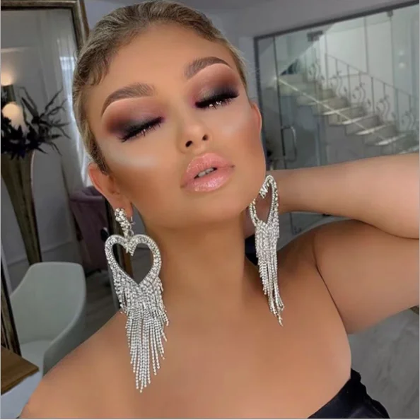 

Luxury Bridal Earrings Heart Crystal Drop Earrings Luxury Big Rhinestones Long Tassel Earrings for Women Wedding Jewelry