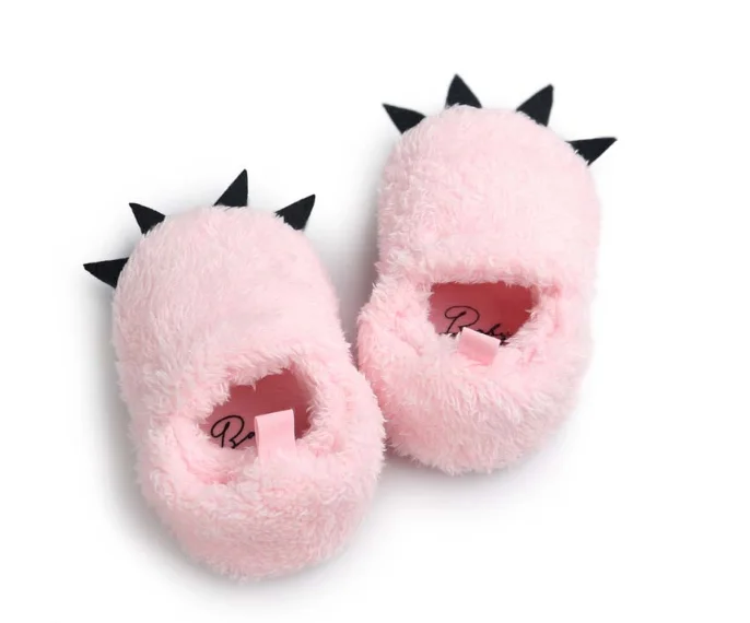 
Baby Boys Girls Soft Plush Slippers Bear PAW Animal Boots Toddler Infant Crib Shoes Winter House Shoes furry cotton boots 