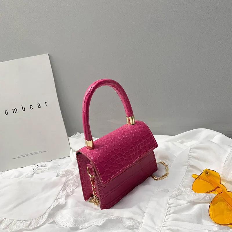 

Qetesh Amazon Easy To Travel Designer Crocodile Luxury Handbags For Women, 4 colors