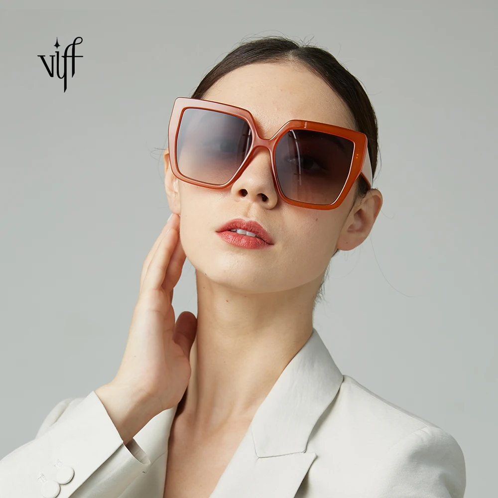 

Hot Sales HP20099 Plastic Frame Shades Women Sunglasses