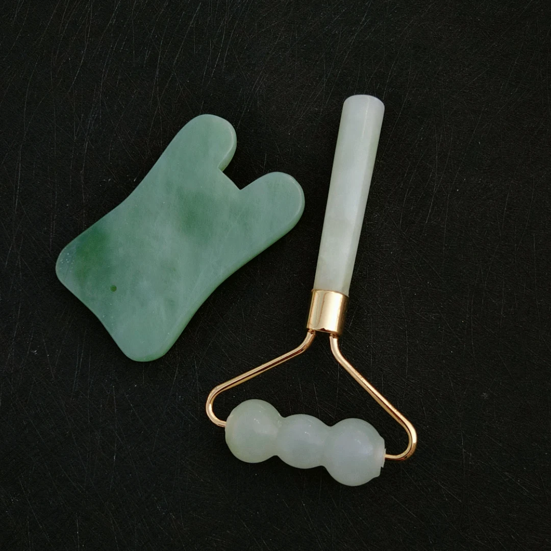 

High quality facial massager Xiuyan Jade concave shape gua sha tool set jade roller