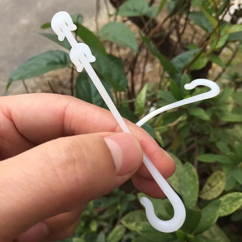 White Color Support Tomato Clips Hydroponic Plastic Tomato J Hooks