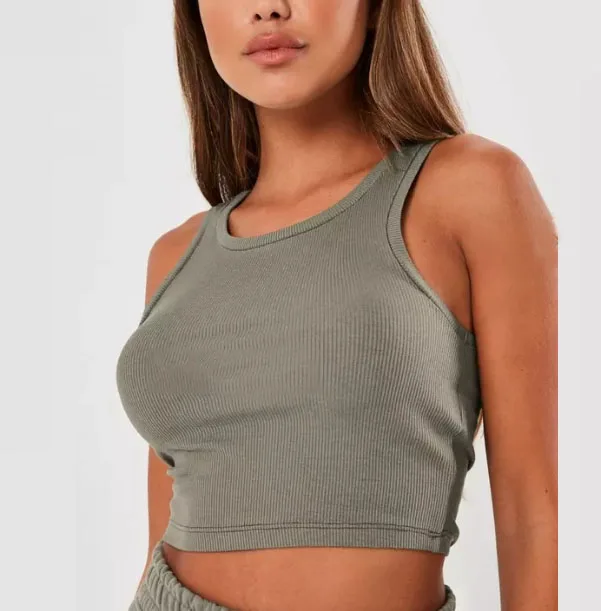 tank top (3).jpg