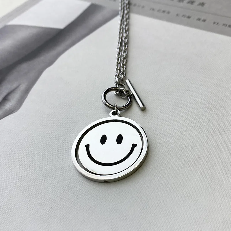 

Custom 316L Stainless Steel Jewelry Engraveable Bar Round Smiley Face Pendant Necklace
