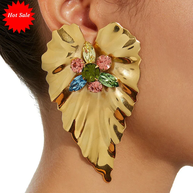 

Nihao Exaggerated Big Gold Plated Metal Crystal Leaf Shape Stud Earrings Fashion Women Heart Statement Earrings Jewelry