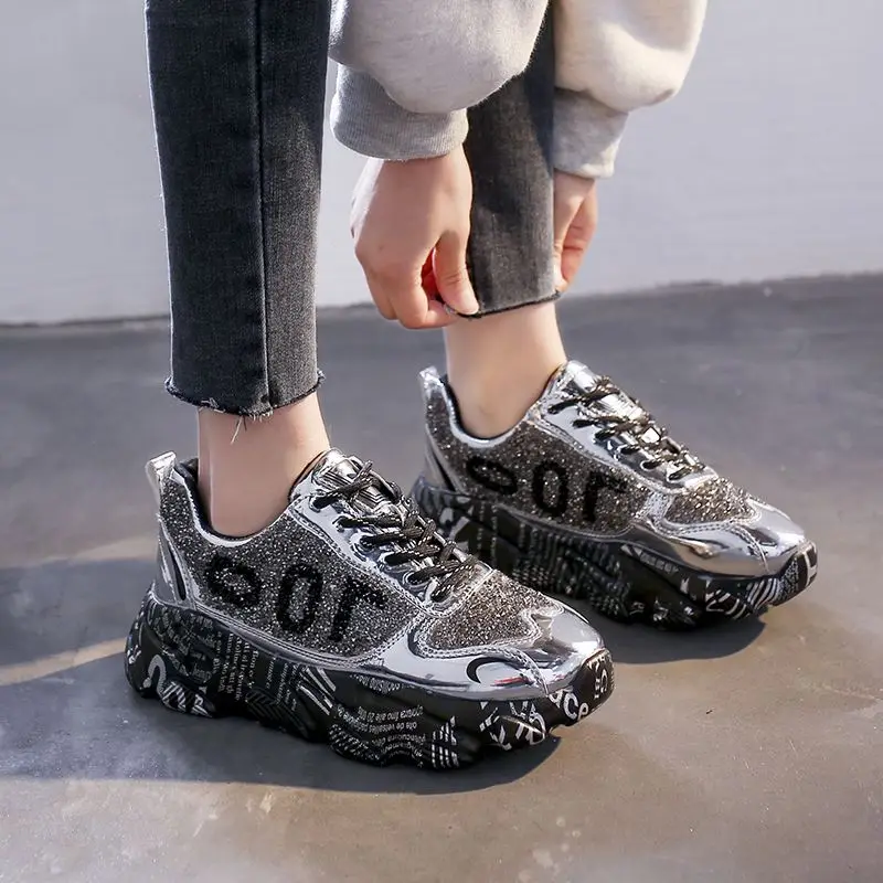 

Chunky Sneakers For Women Lacing Designers Platform Fashion Black Old Dad Shoes Woman Casual Shoes Running Trainers Female 2020