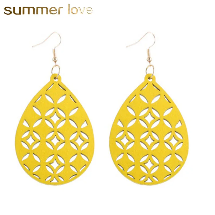 

Wholesale New Teardrop Wood Hollow Earrings Yellow Red Black Dangle Hook Earrings Fashion Jewelry